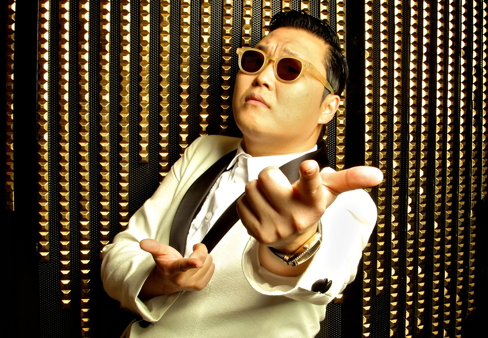 Psy форумы. Певец псай. Псай 2022. Псай 2012. Псай гангнам стайл.