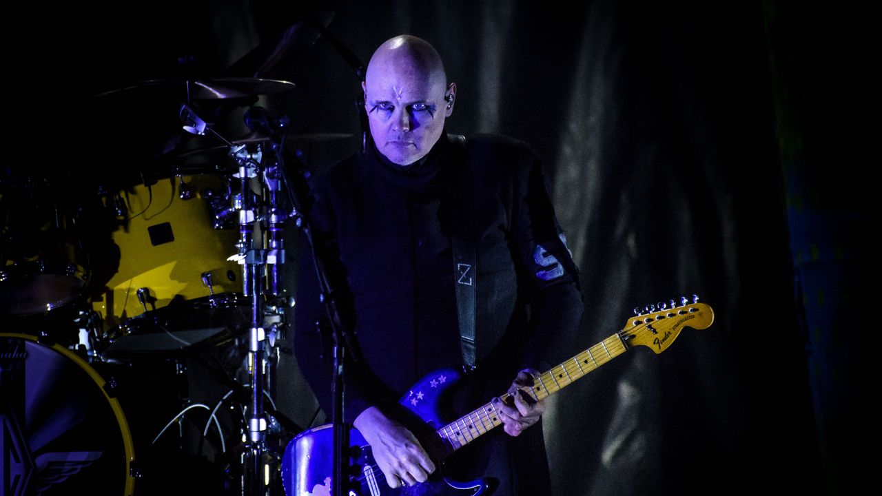 Лидер Smashing Pumpkins поведал о «краже звука» продюсером альбома