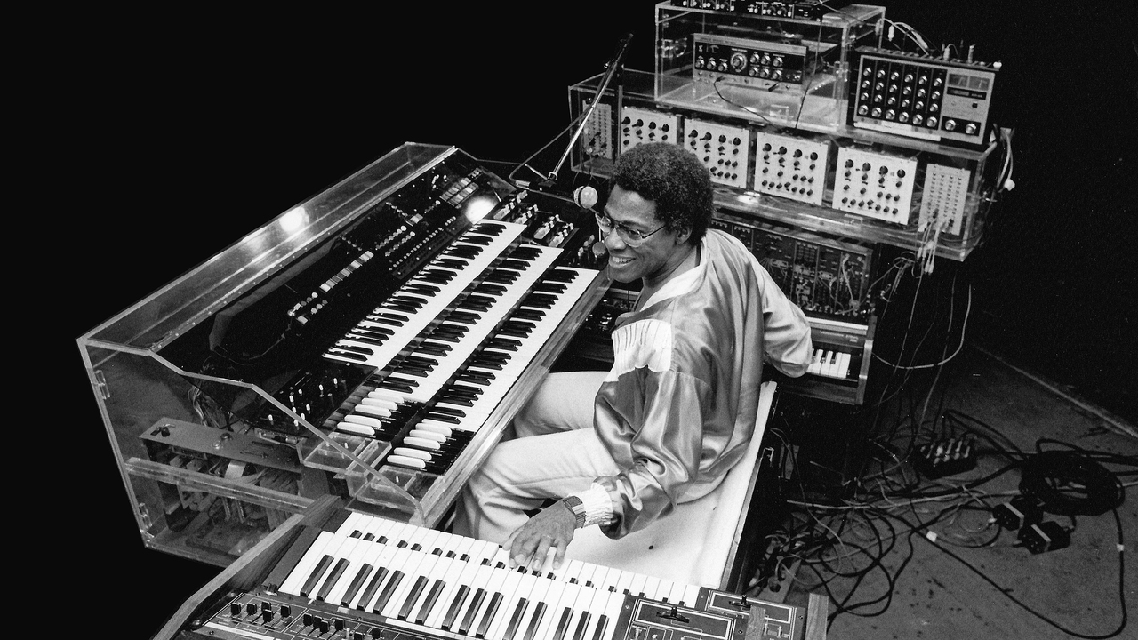 Умер Дон Льюис, пионер электронной музыки - Звук