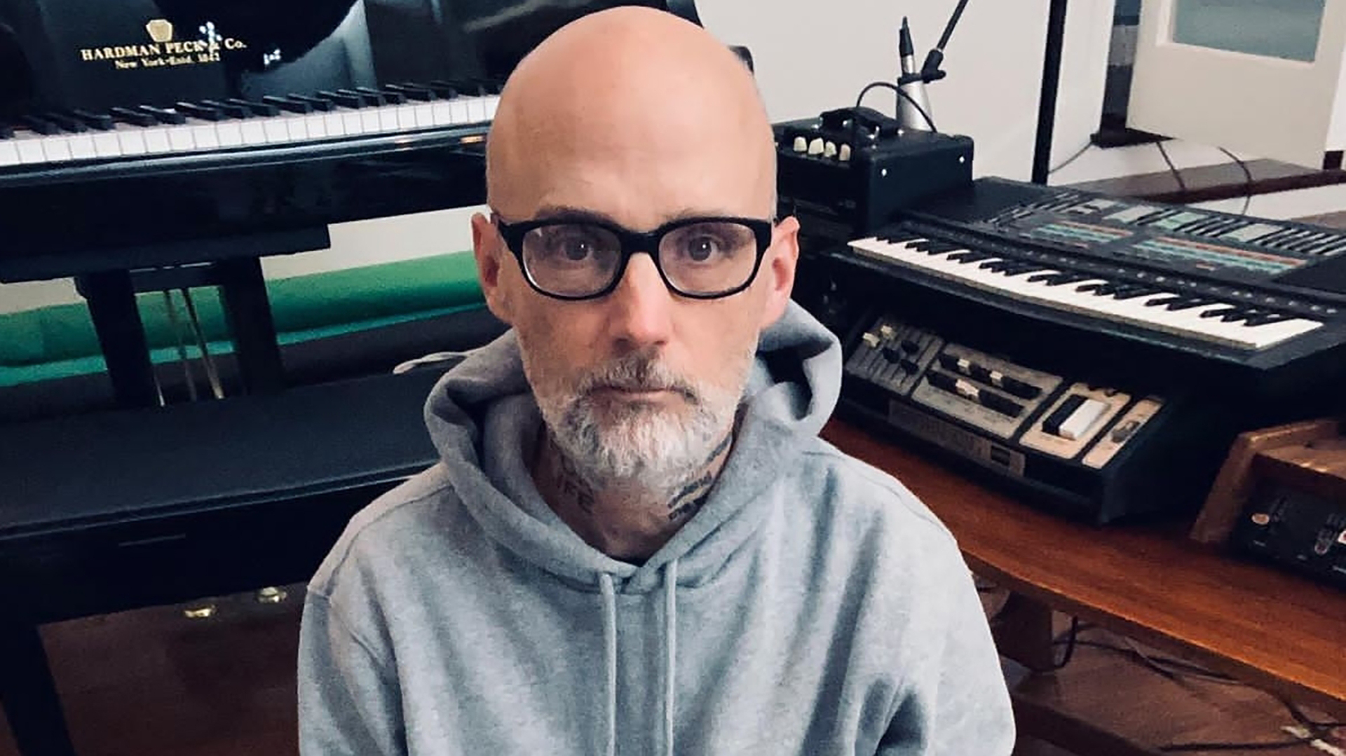 Moby выпустил альбом Ambient 23 - Звук