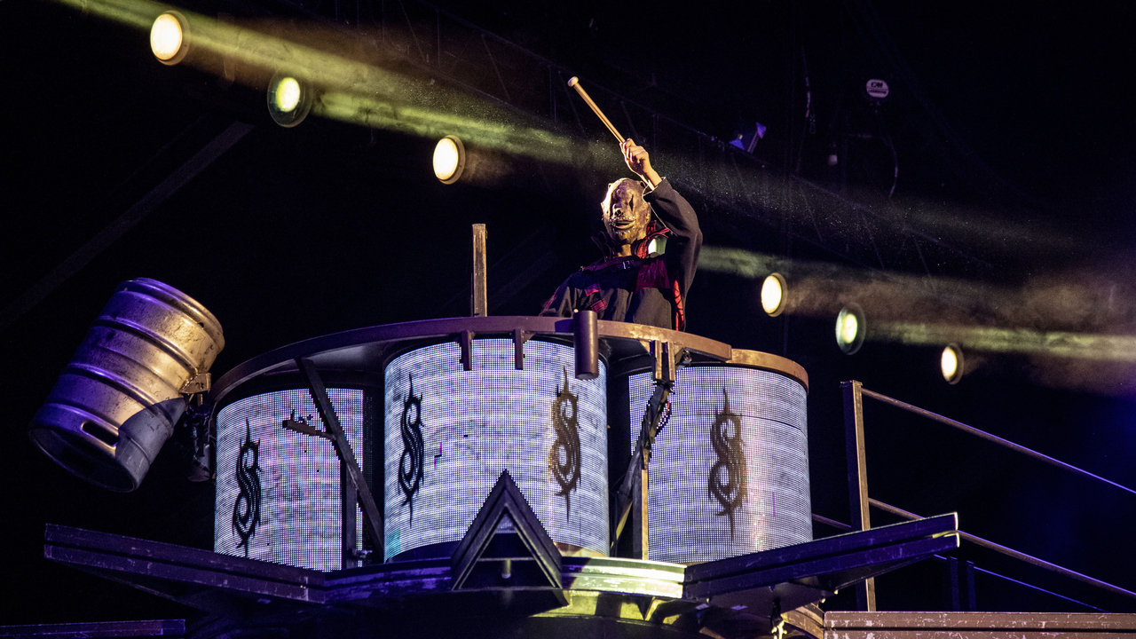 Крейен из Slipknot заявил, что неизданный альбом может выйти совсем ...