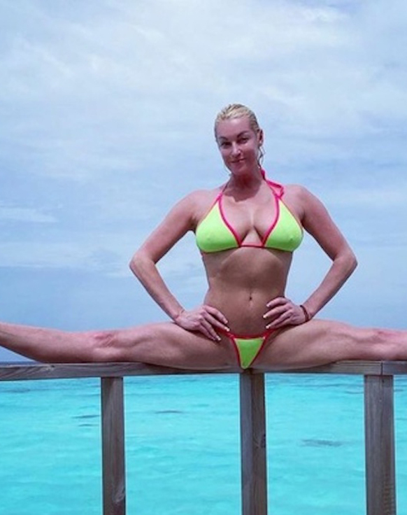 Орыс порно әкем жазалайды