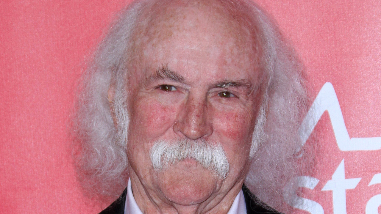 Стало известно, что Дэвид Кросби работал над новой музыкой до своей ...