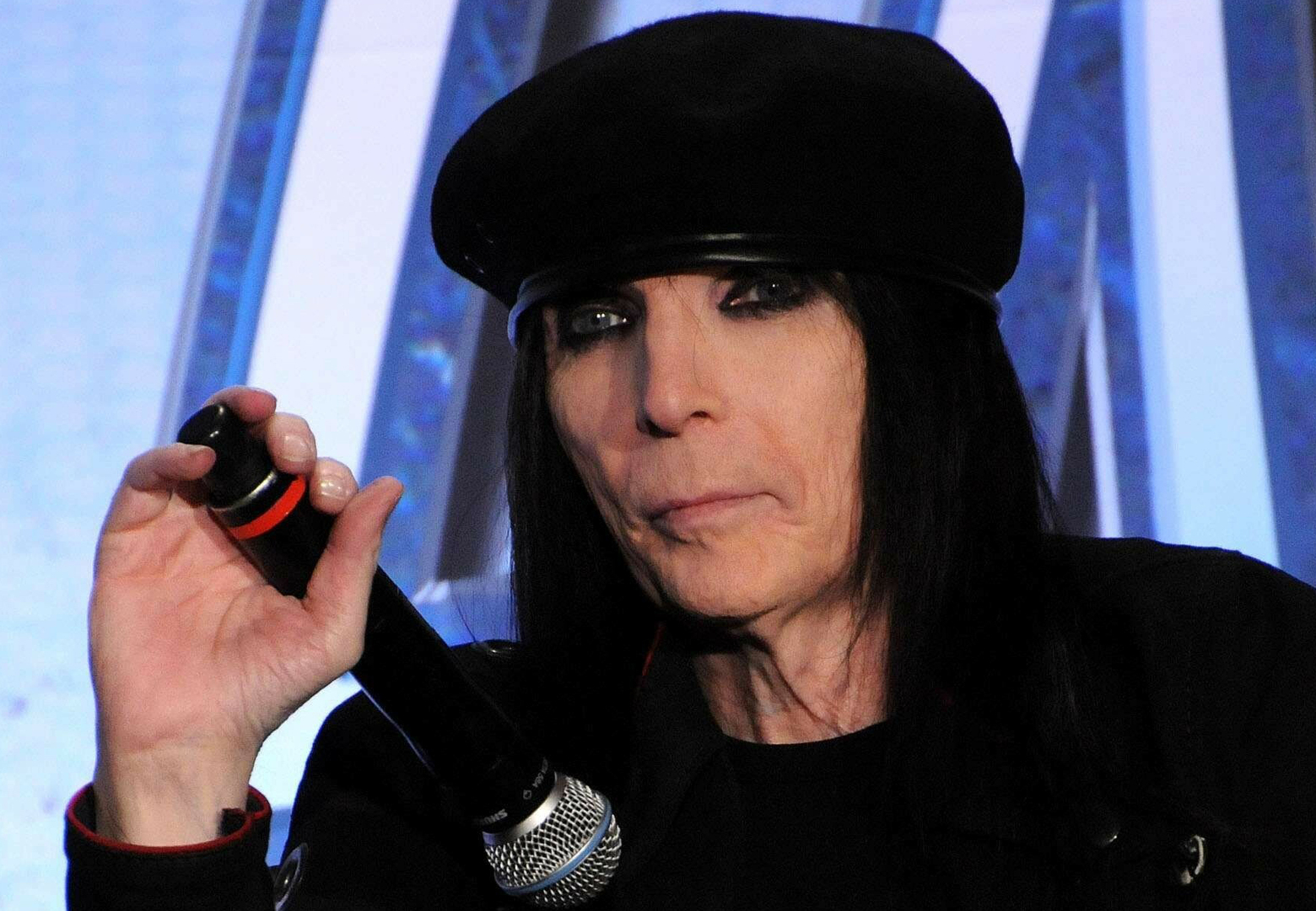 Экс-гитарист Mötley Crüe Мик Марс назвал свой дебютный сольный альбом Another Side Of Mars - Звук