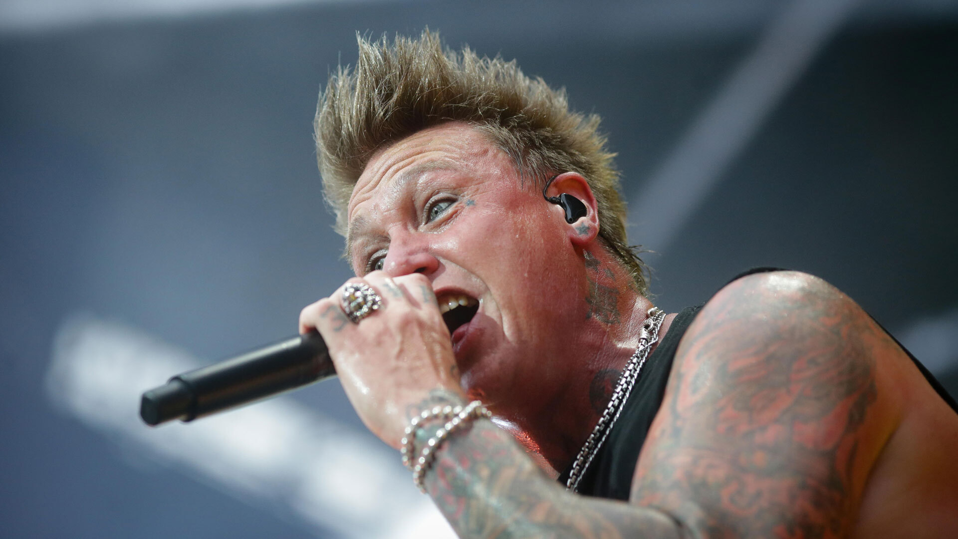 Вокалист Papa Roach заявил, что интерес к рок-музыке возрождается - Звук