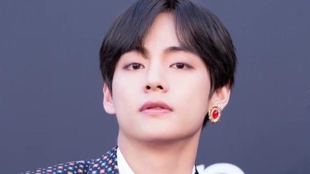 Ви из BTS поведал о поддержке в группе и значении музыки в своей жизни