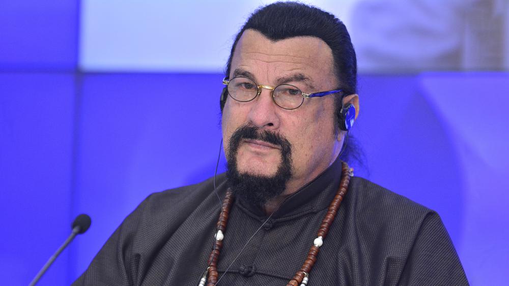 Стивен Сигал