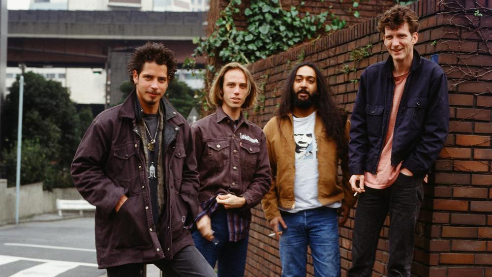 Группа Soundgarden (Крис Корнелл, Мэтт Кэмерон, Ким Тайил, Бен Шеферд)