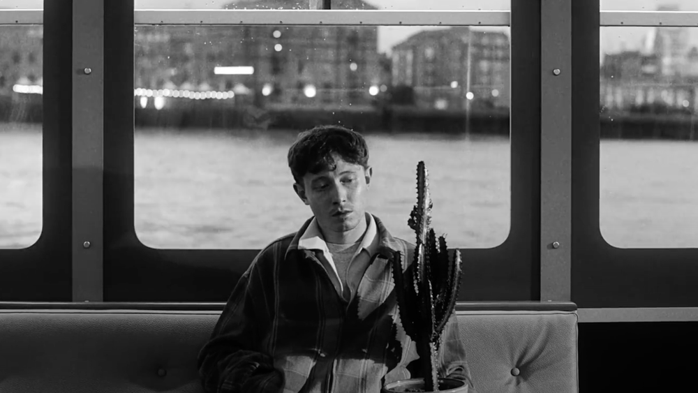 Инди-музыкант King Krule выпустил клип на трек If Only It Was Warmth