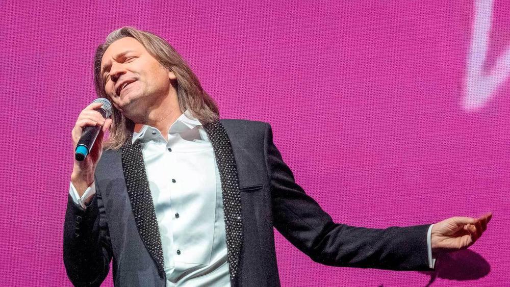 Дмитрий Маликов на церемонии вручения ежегодной музыкальной премии «Золотой граммофон», 10 ноября 2019 года