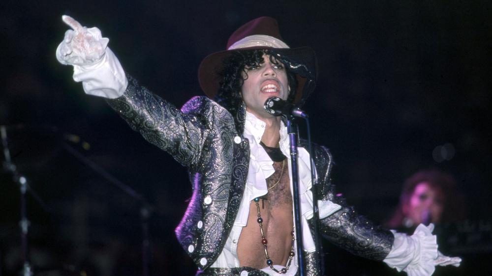 Принс во время тура Purple Rain, 12 ноября 1984 года