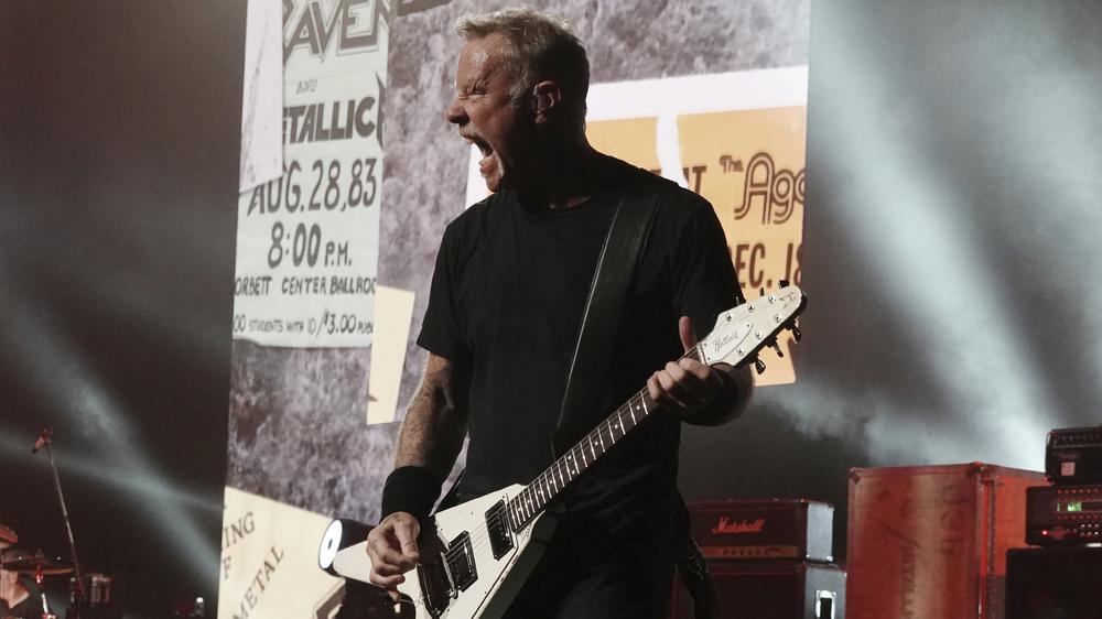 Вокалист группы Metallica Джеймс Хэтфилд во время выступления в Seminole Hard Rock Hotel & Casino, 6 ноября 2022 года
