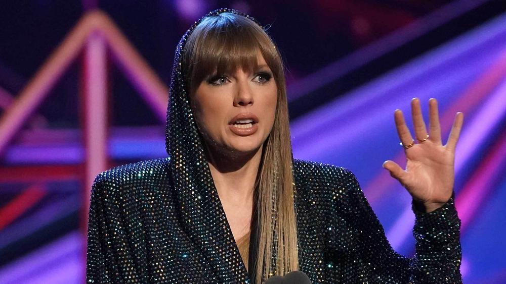 Тейлор Свифт на церемонии iHeartRadio Music Awards, 27 марта 2023 года,