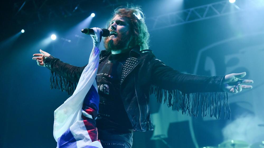 Выступление группы Asking Alexandria в Brighton Centre, 9 ноября 2014 года