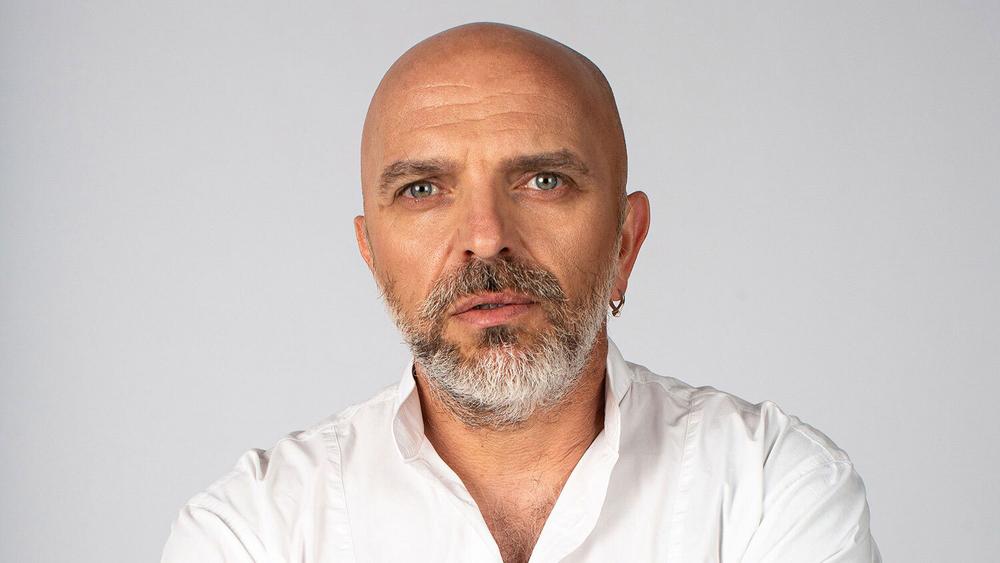 Александр Шоуа