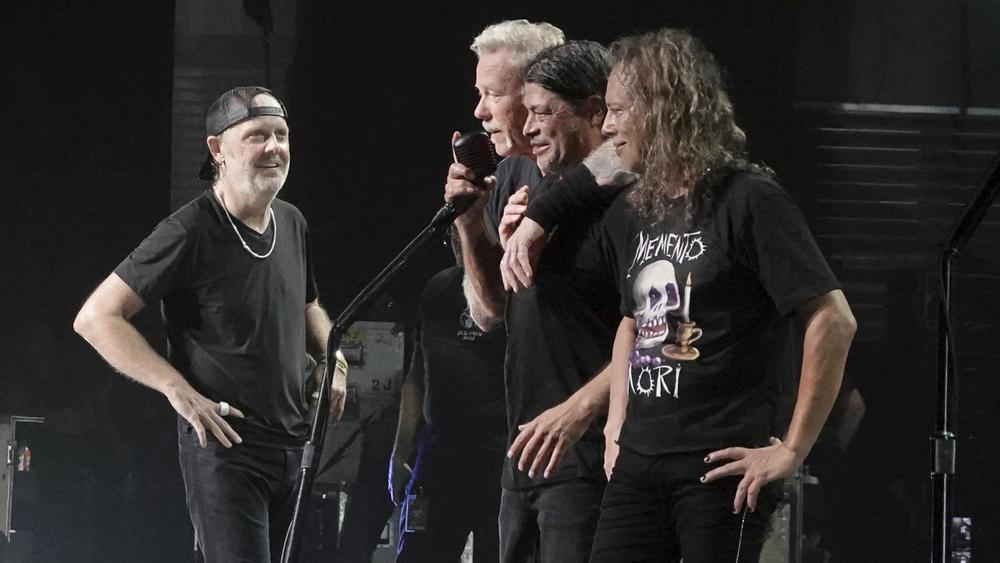 Участники группы Metallica, 6 ноября 2022 года