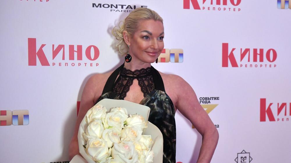 Анастасия Волочкова на церемонии вручения премии «Событие года», 1 декабря 2022 года