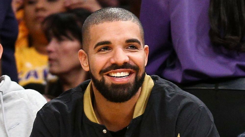 Дрейк на матче Los Angeles Lakers — The Toronto Raptors, 20 ноября 2015 года