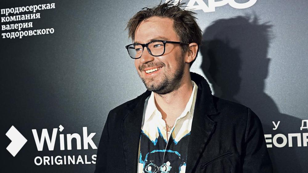 Александр Петров на премьере сериала «Актрисы», 30 марта 2023 года