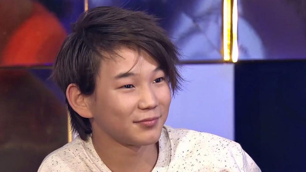 На телешоу «Ты супер!» победил 17-летний тувинский певец