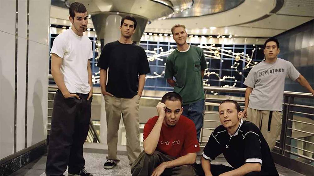 Linkin Park (Кайл Кристнер, третий слева), 1999 год