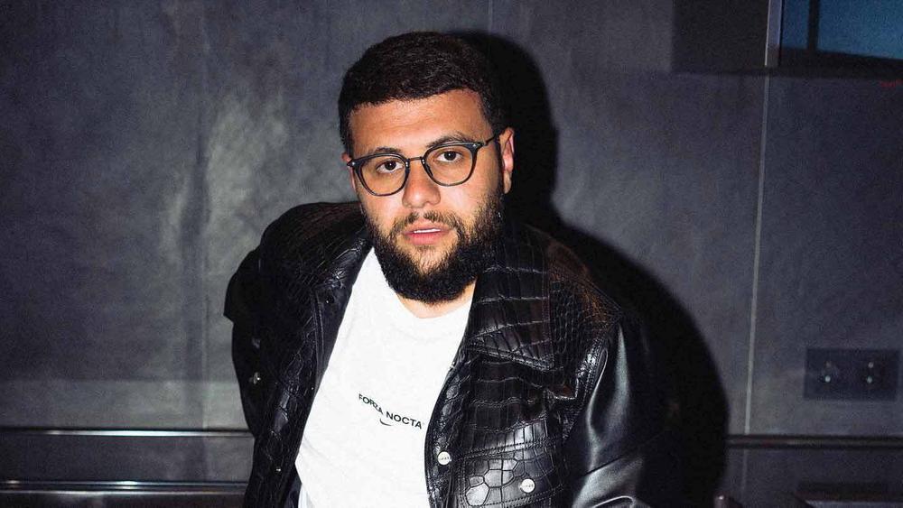 Рэпер Наваи рассказал, что в детстве жил в вагоне с животными