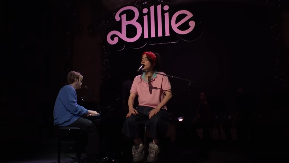 Билли Айлиш исполнила «What Was I Made For?» из «Барби» на Saturday Night Live