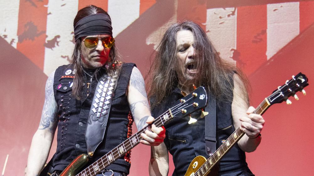 Выступление группы Skid Row