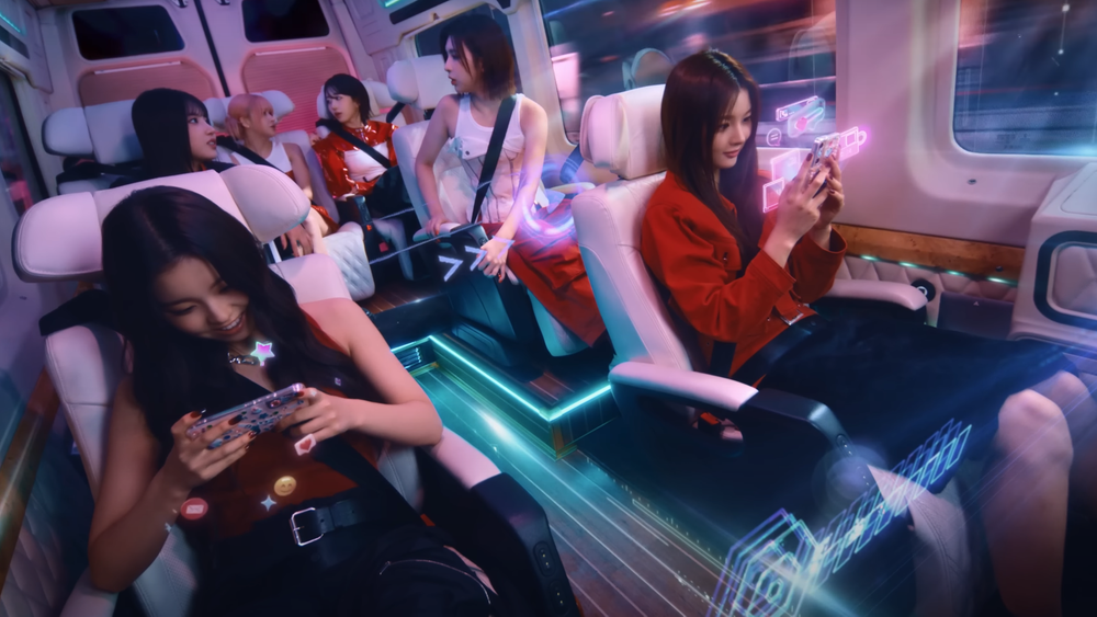 Stray Kids, NMIXX и ITZY выпустили совместный трек Like Magic и клип на него