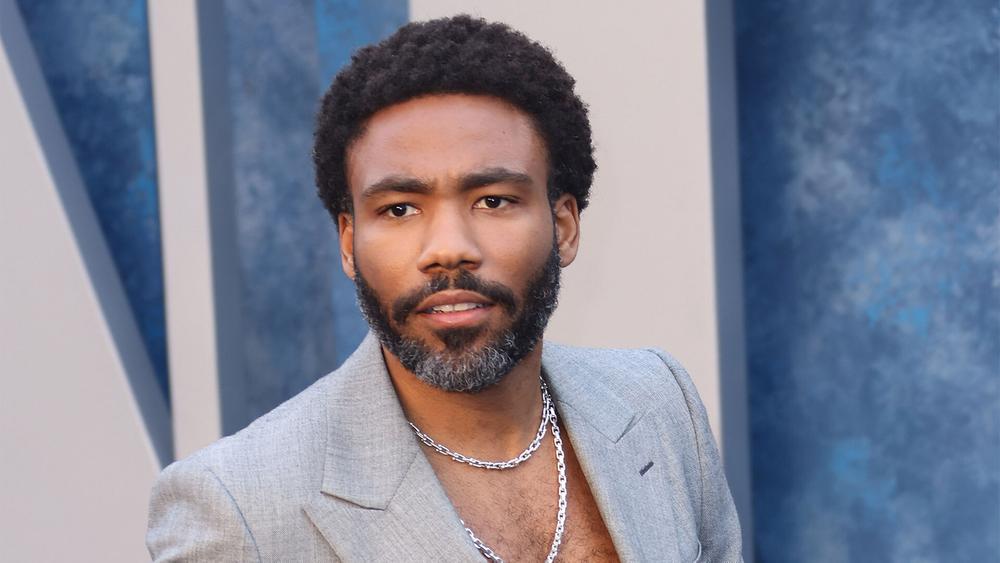 Дональд Гловер на вечеринке Vanity Fair «Оскар», 12 марта 2023 года