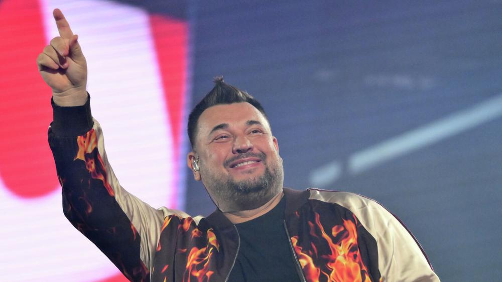 Сергей Жуков выступает на фестивале VK Fest, 14 июля 2024 года