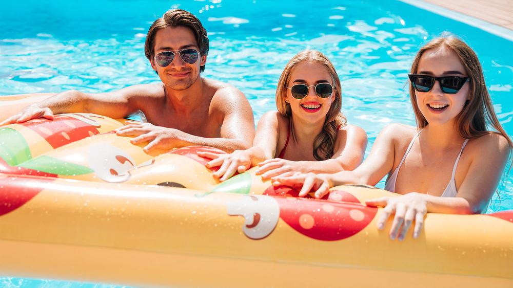Типичная вечеринка с бассейном: в «Лужниках» пройдет CYCLING FESTIVAL & POOL PARTY