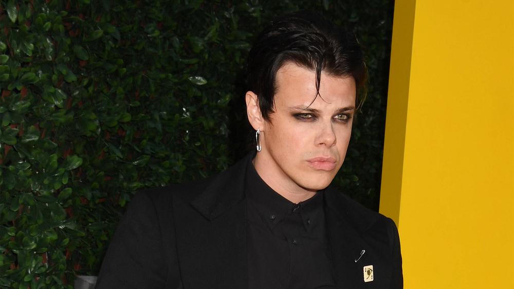 YUNGBLUD на премьере фильма The Fall Guy в Лос-Анджелесе, 30 апреля 2024 года