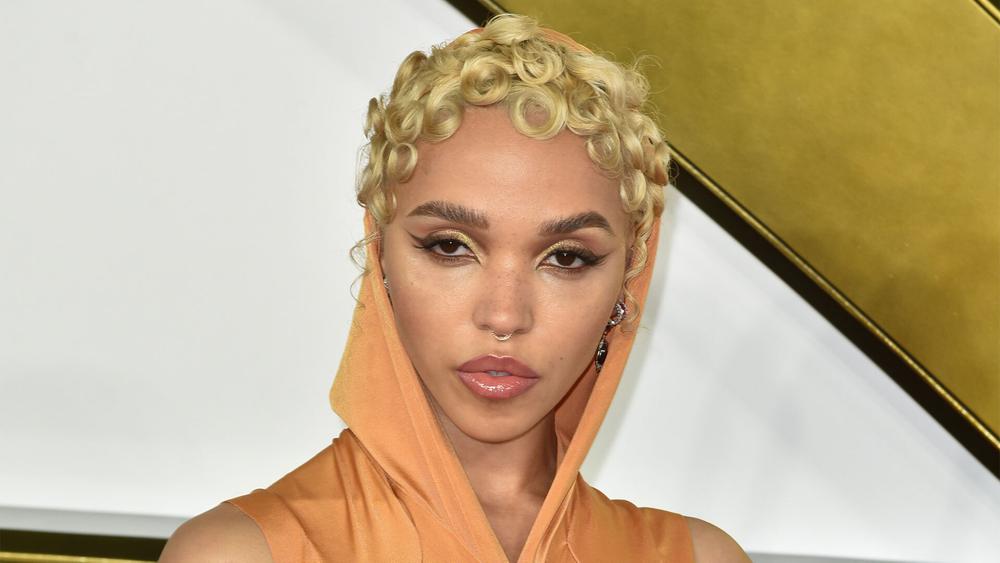 FKA Twigs на премьере фильма The Kings Man в Лондоне, 6 декабря 2021 года