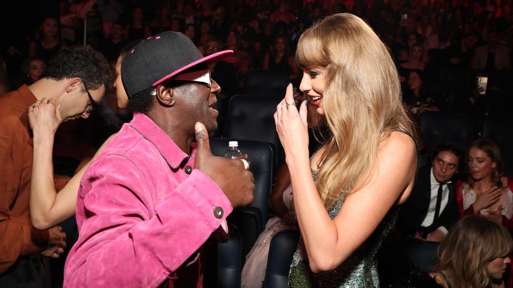 Флейвор Флейв и Тейлор Свифт на MTV Video Music Awards, 11 сентября 2024 года