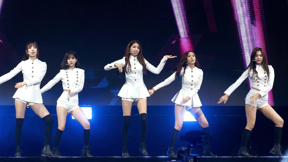 Участницы группы GFRIEND