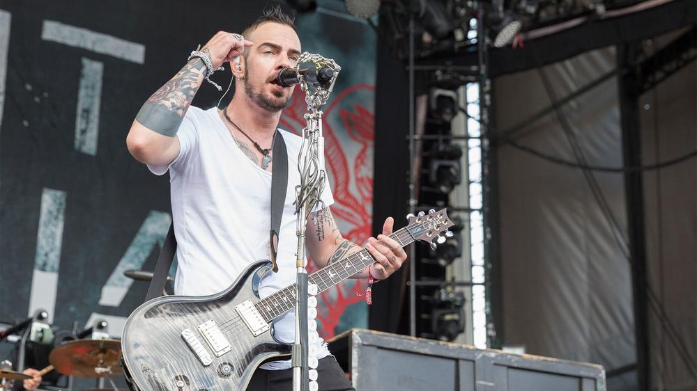 Адам Гонтье с группой Saint Asonia на Чикагском музыкальном фестивале, 16 июля 2016 года