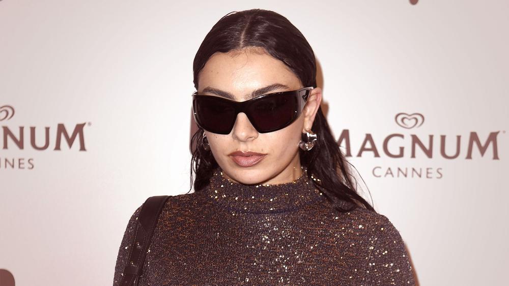 Charli XCX на Каннском фестивале, 16 мая 2024 года