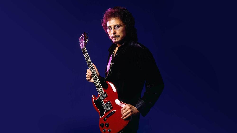 Тони Айомми с гитарой Gibson, 1990 год