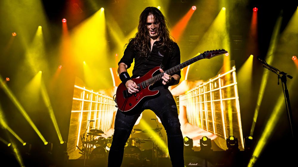 Экс-гитарист группы Megadeth Кико Лорейро
