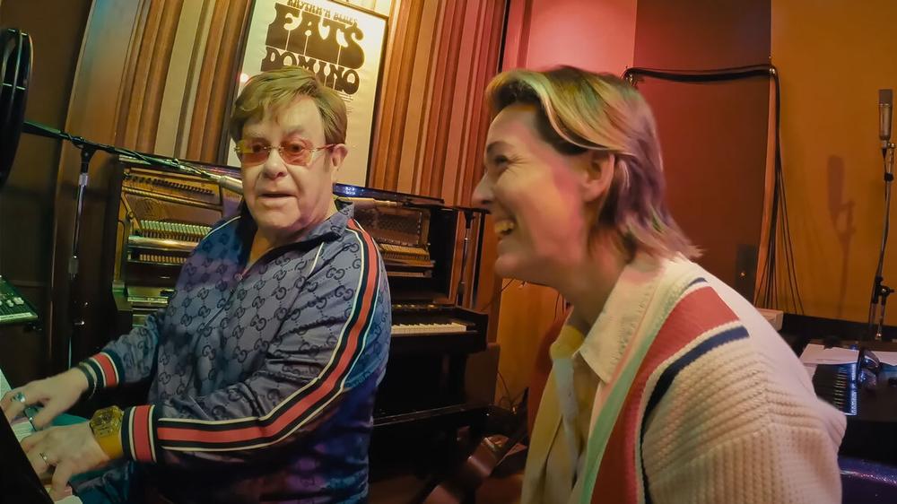 Кадр из видео Elton John, Brandi Carlile — Never Too Late
