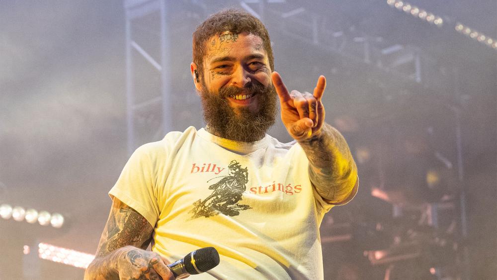 Post Malone выступает на выставке Napa Valley Expo, 26 мая 2023 года