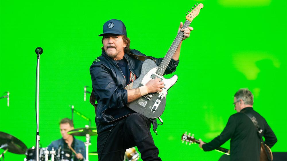 Pearl Jam выступают на BottleRock Napa Valley, 25 мая 2024 года
