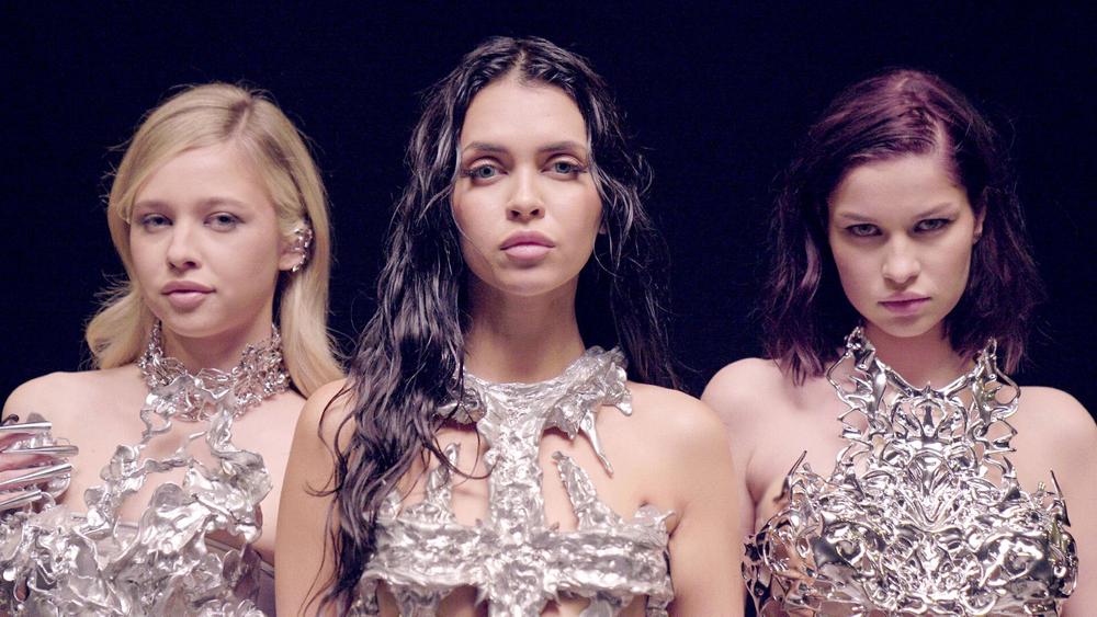 Стали известны имена новых участниц группы SEREBRO