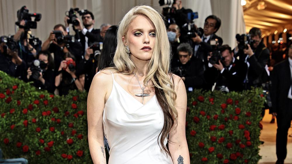 Скай Феррейра на Met Gala, 2 мая 2022 года
