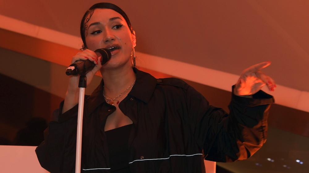 Cleo Sol
