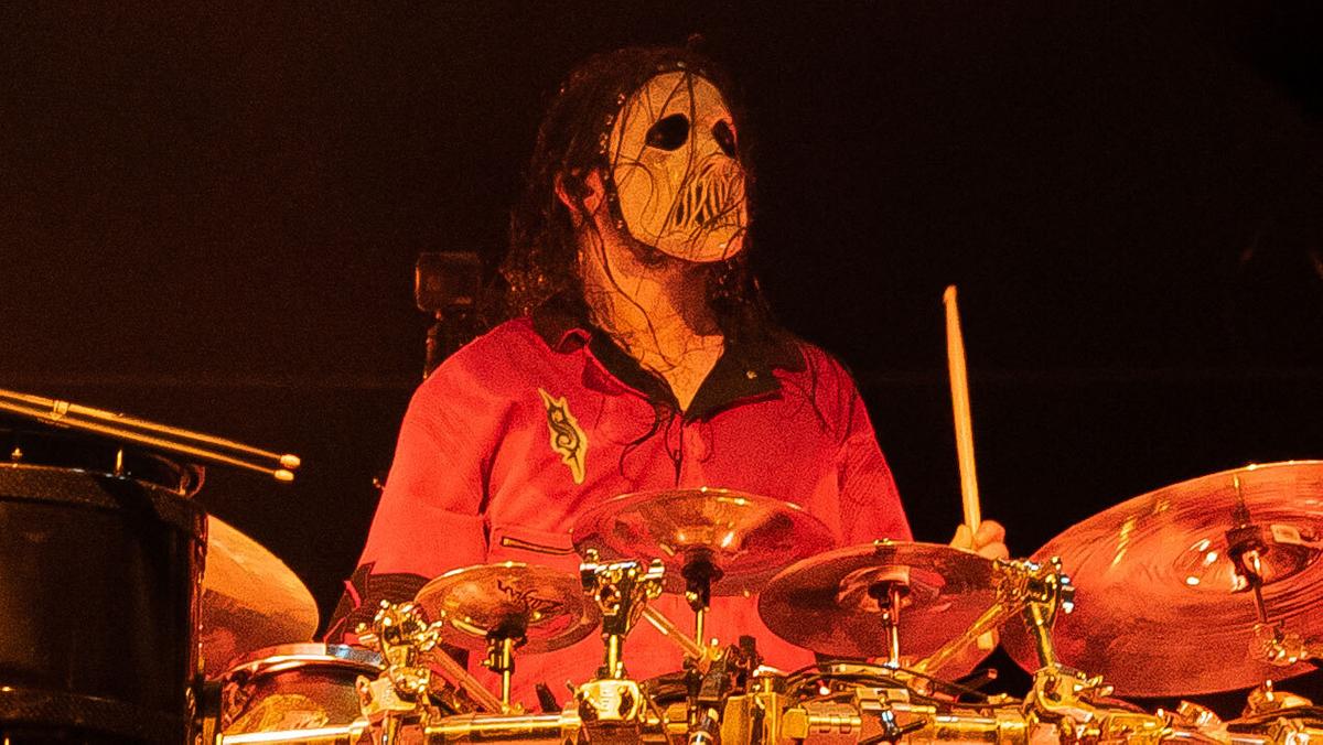 Стало известно, где будет играть уволенный из Slipknot барабанщик Джей  Вайнберг - Звук