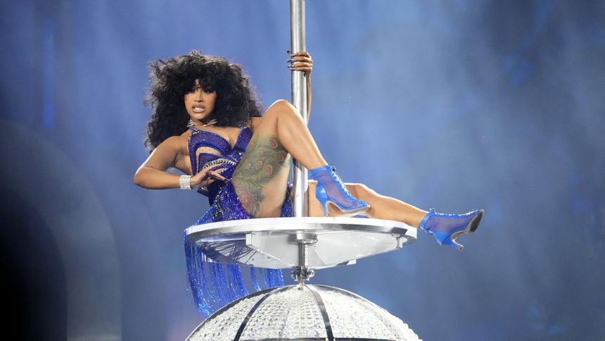 Карди Би на церемонии MTV Video Music Awards, 12 сентября 2023 года