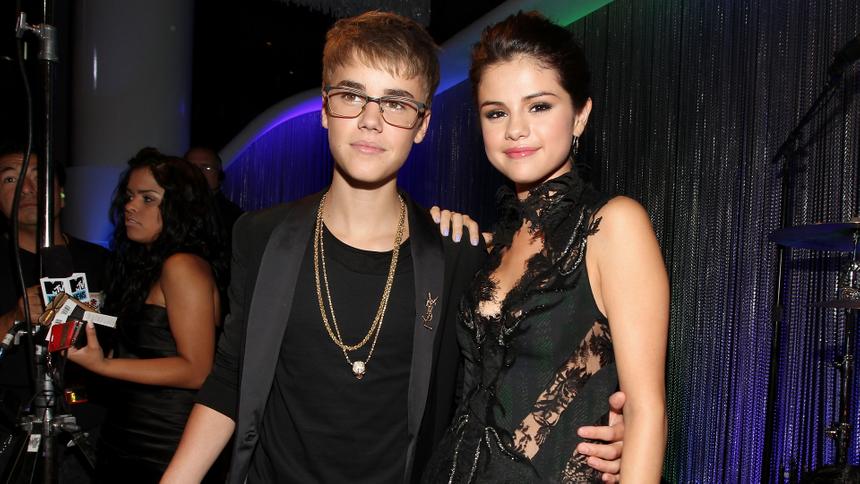Фото Джастина Бибера и Селены Гомес на MTV Video Music Awards, 28 августа 2011 года