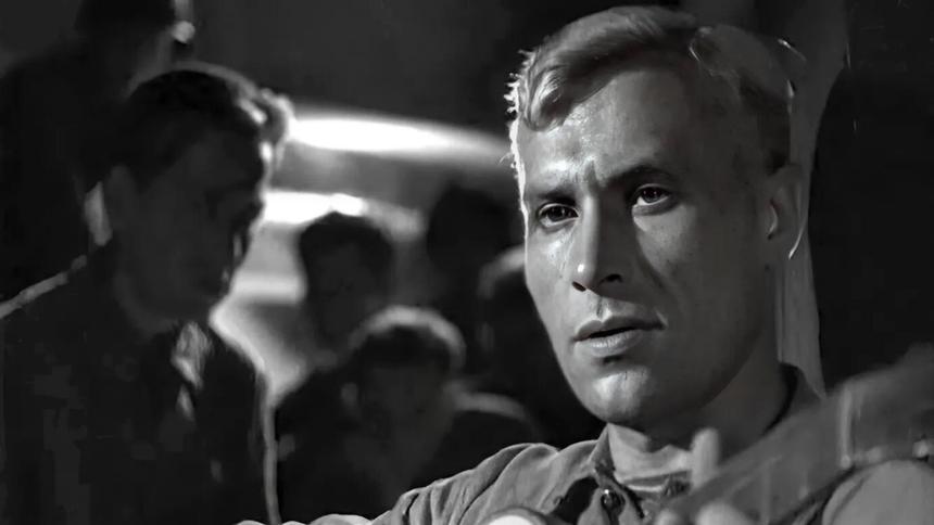 Марк Бернес в фильме «Два бойца», 1943 год